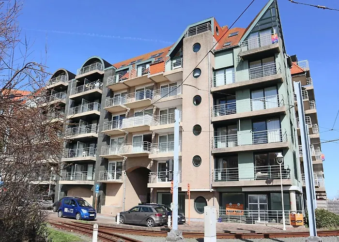 In Near The * ニーウポールト