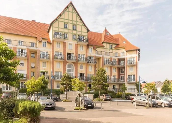 In Near The アパート ニーウポールト