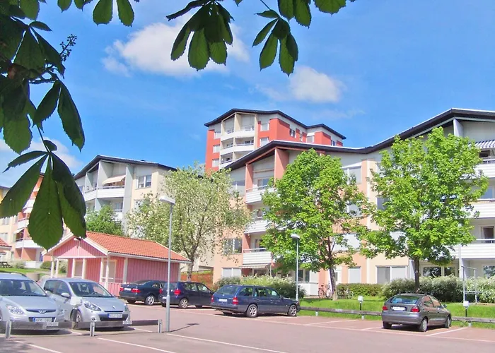 In Near The アパート *